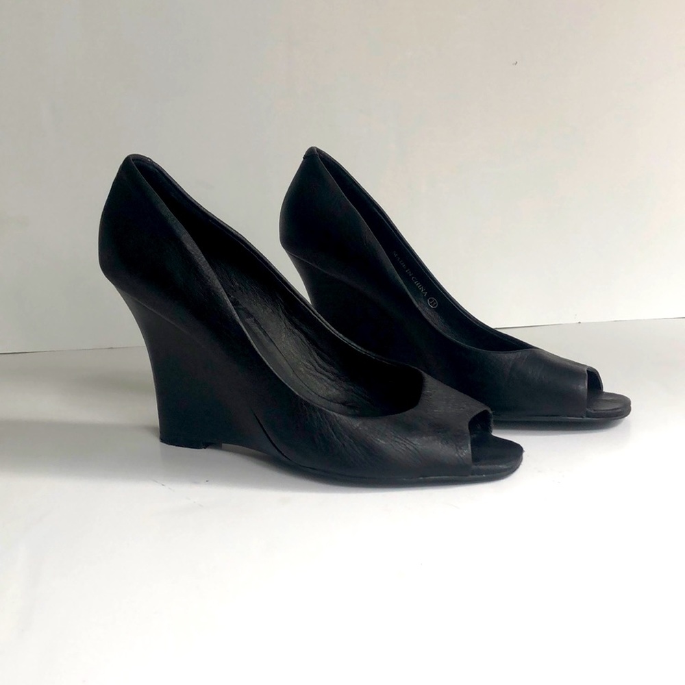 ALDO LEATHER BLACK WOMENS WEDGES OPEN TOE SHOES.